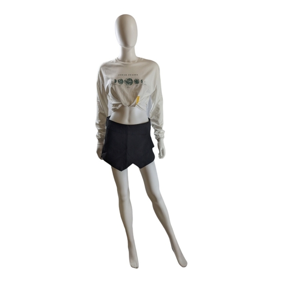 Quinn Mid Rise Skort Black  S/M - Picture 1 of 8